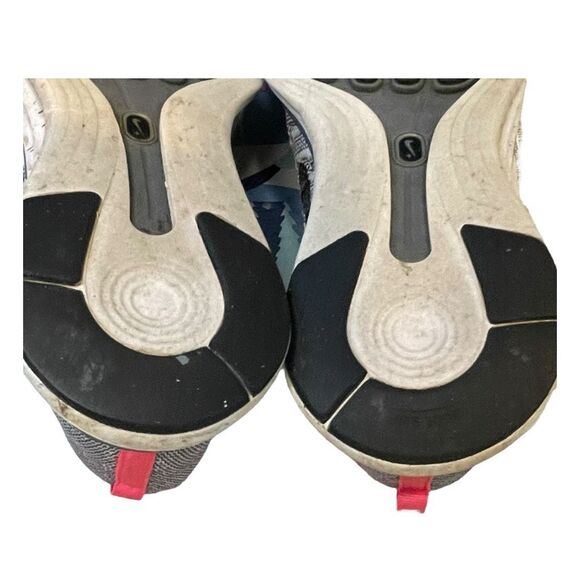 Nike Free Flyknit One Running Shoes Sneakers Grey Pink Athletic Mesh Upper 8 - Picture 7 of 9